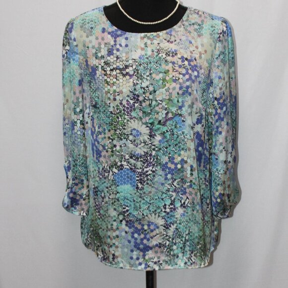 Peck & Peck Floral Pastel Color Peep-Hole Sleeve Blouse - Picture 1 of 11